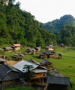 Tour Mộc Châu - Làng Nguyên Thủy 2N1Đ